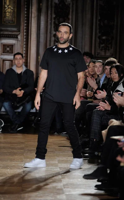 Look 28